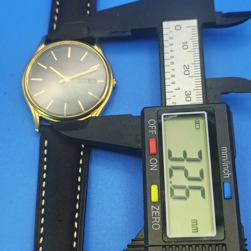 Vintage‎ 1988 Citizen 6100 Day-Date 32mm Mens Quartz Dress Watch Restored